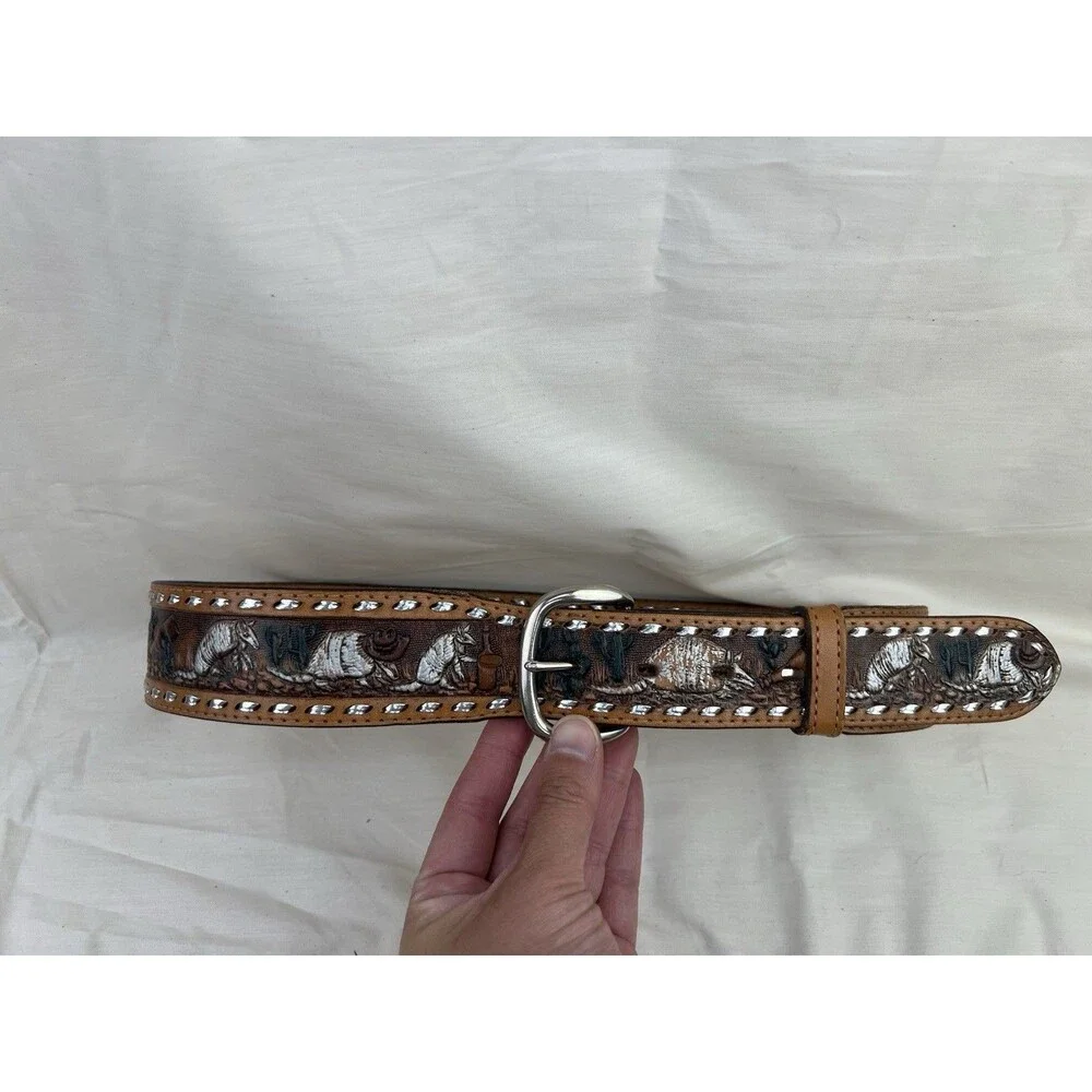 Vtg‎ Circle Y Womens Western Animal Scene Stamped Angie Tooled Belt Leather 32